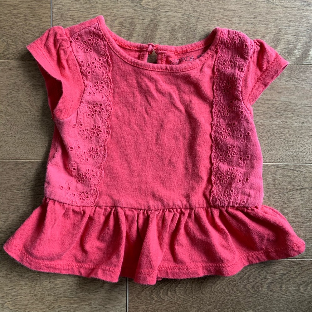 3/$10 NEVADA Baby girl short sleeve shirt 9m